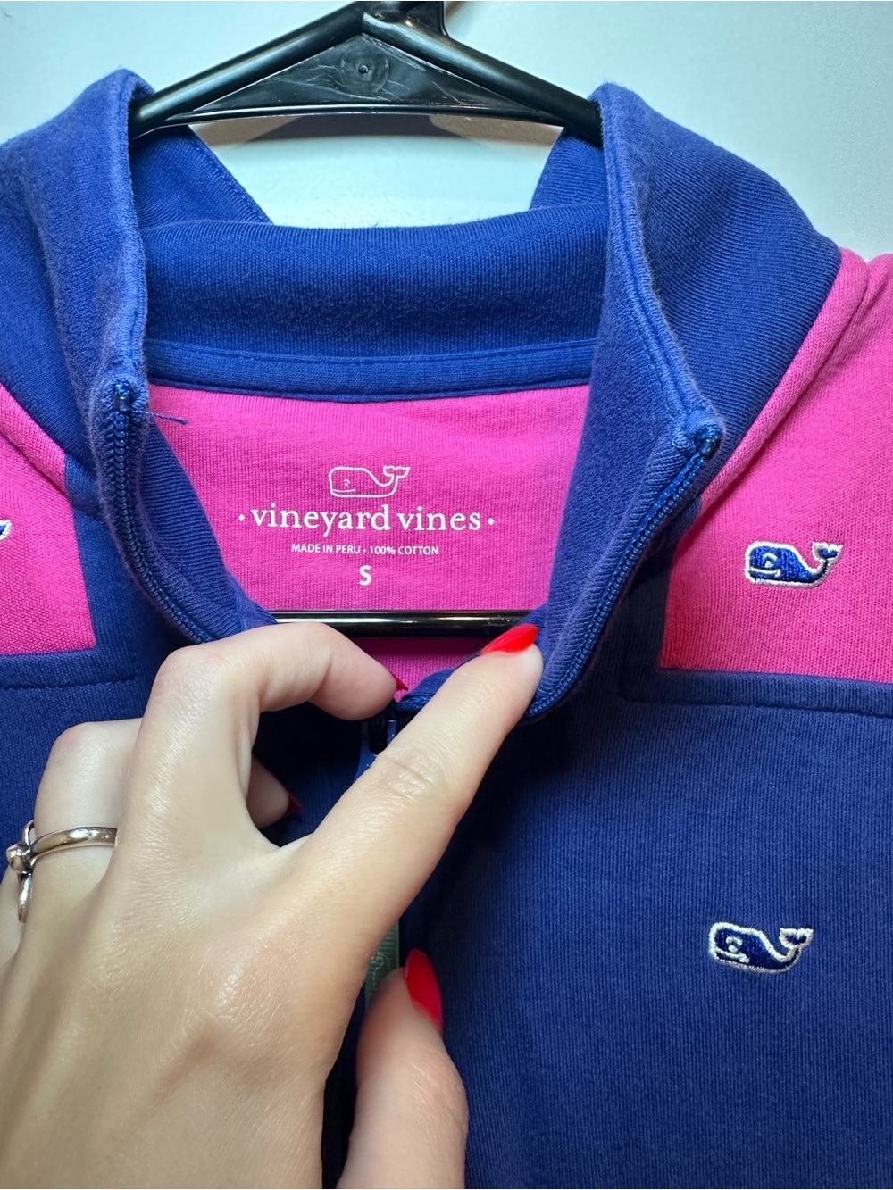 Vineyard Vines pullover - Picture 3 of 3